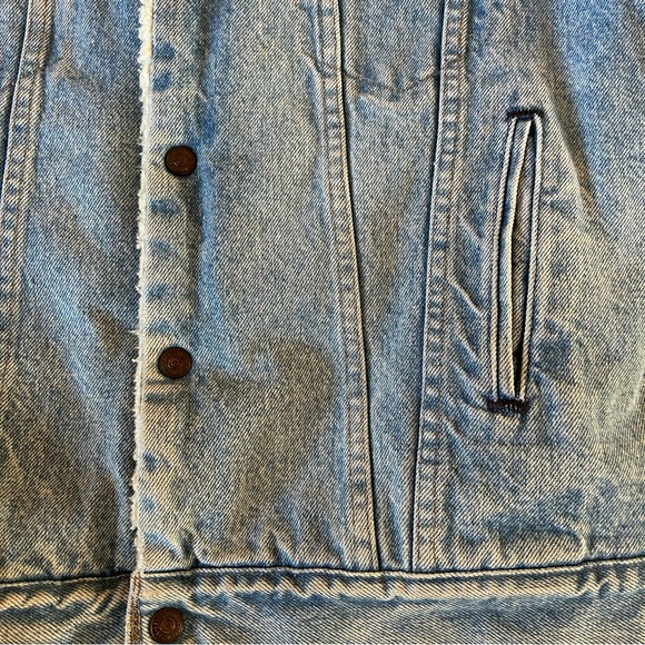 Levi’s Sherpa lined Trucker Jacket - Orange tab - Picture 3 of 10